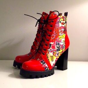 Azalea Wang Size 9 US (39 EU) Red Pop Art Graffiti Heeled Boots